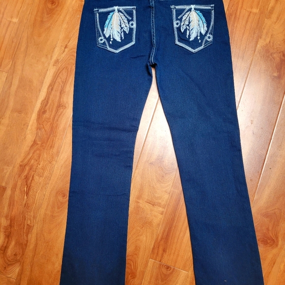 Dark blue jeans - Picture 2 of 4